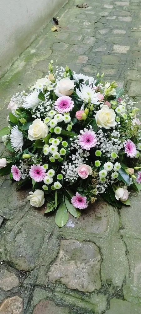 fleurs mariage près de Ablis